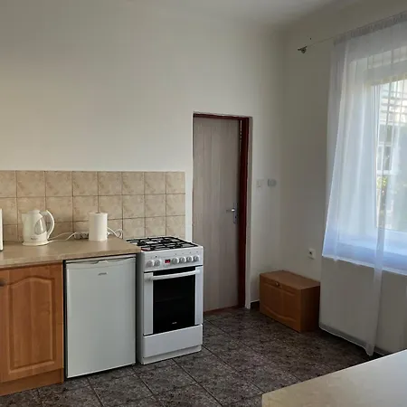 Dom S Parkovanim Zilina