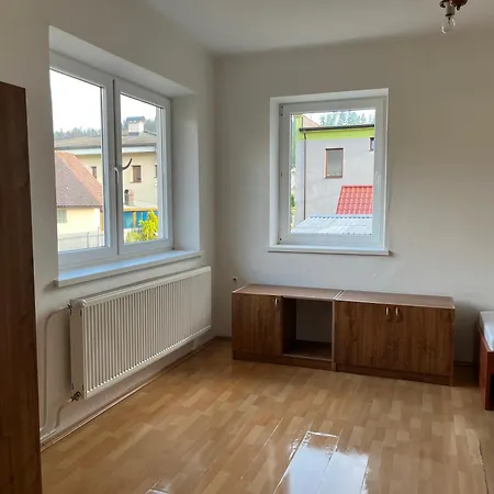 Apartment Dom S Parkovanim *